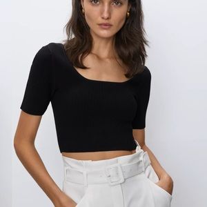 Babaton Sculpt Knit T shirt